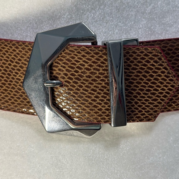 Woman’s Retro Red And Tan Reversible Belt 36” - Picture 2 of 7